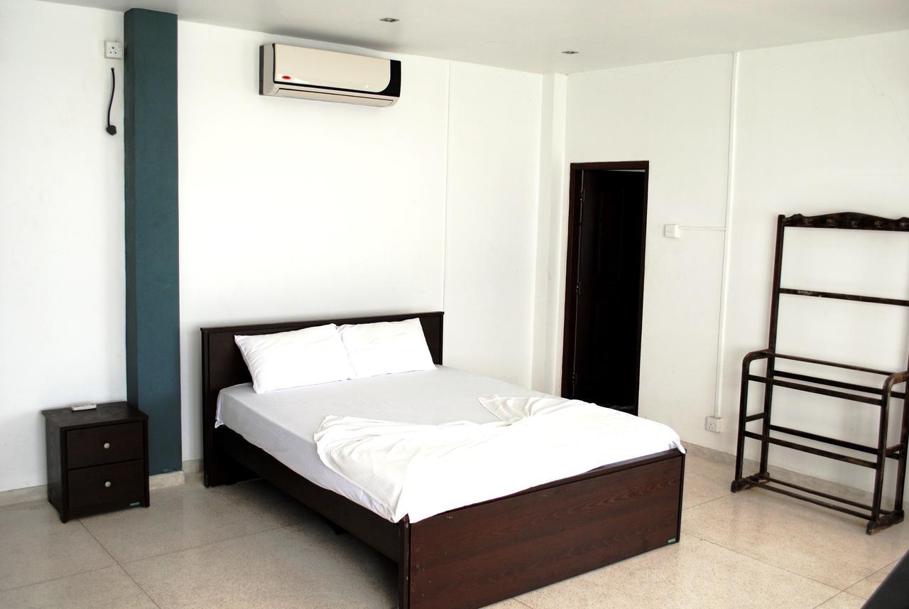 Ocean Reef Hotel Hikkaduwa Exterior foto